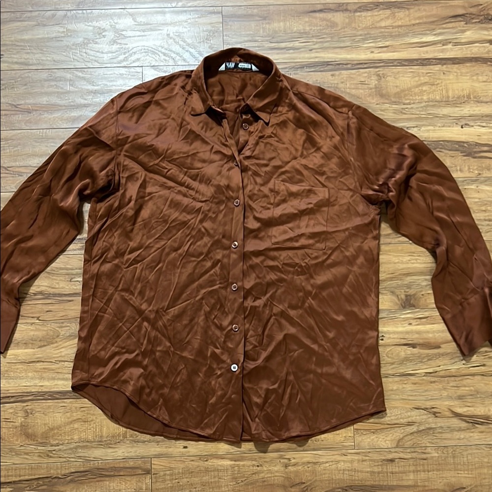 Zara Brown Casual Button Down Shirt with Luxurious Sheen